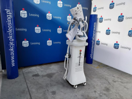 Zdjęcie przedmiotu: Cosmetic device for performing vacuum massage with additional participation of rolls, radio waves and LED light STUDIO FIGURA Beauty Contour