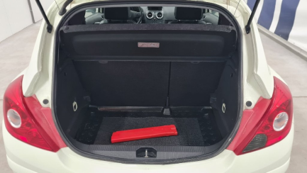 Zdjęcie przedmiotu: Opel Corsa Długotrwały post&oacute;j