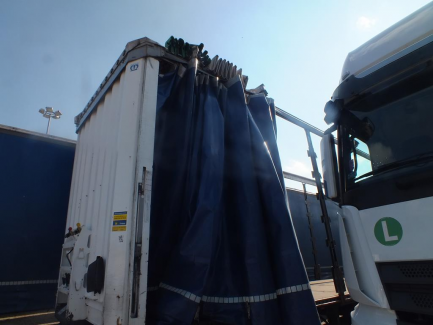Zdjęcie przedmiotu: Original price PLN 22 000 NET KRONE SD Curtain trailer