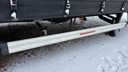 Zdjęcie przedmiotu: KASSBOHRER MEGA Skrzyniowa