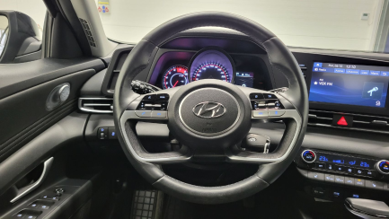 Zdjęcie przedmiotu: Hyundai Elantra 1.6 Smart CVT