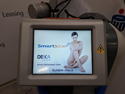 Zdjęcie przedmiotu: Laser medyczny DEKA SmartXide2 C40 wykorzystywany do zabieg&oacute;w w medycynie estetycznej, dermatologii, ginekologii oraz chirurgii tkanek miękkich.