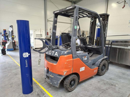 Zdjęcie przedmiotu: Toyota 02-8FGF18 forklift
