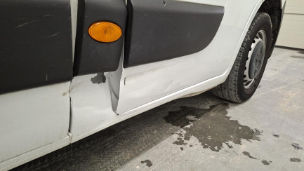 Zdjęcie przedmiotu: RENAULT/CARPOL MASTER FWD 2.3 dCi E6d 3.5t L3H2 Extra