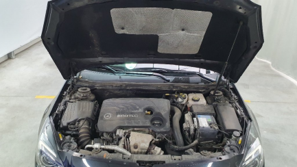 Zdjęcie przedmiotu: Opel Insignia Hatchback