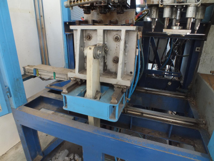 Zdjęcie przedmiotu: GENERAL PLASTICS GB-P50T GB-P50T pneumatic bottler