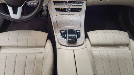 Zdjęcie przedmiotu: Mercedes-benz E 220 d Coupe 4-Matic 9G-TRONIC