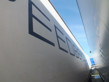 Zdjęcie przedmiotu: Naczepa kurtynowa MEGA KOGEL SN24 S 24-1