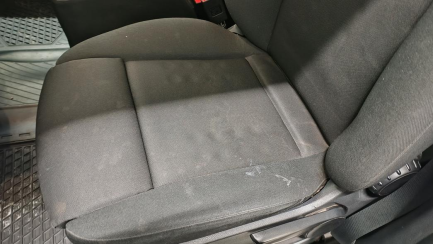 Zdjęcie przedmiotu: Mercedes-Benz Sprinter 319 CDI E6 3.5t Niezgodność w DR- ilość miejsc