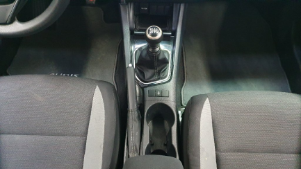 Zdjęcie przedmiotu: Toyota Auris Hatchback