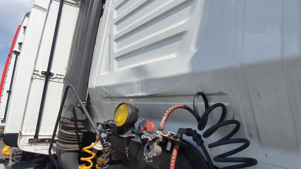 Zdjęcie przedmiotu: Iveco AS440T/P 4x2 Hi-Way