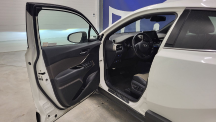 Zdjęcie przedmiotu: Toyota C-HR 2.0 Executive CVT