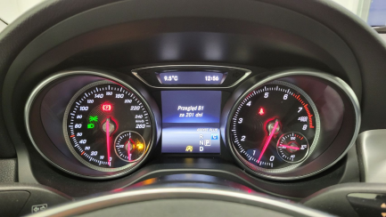 Zdjęcie przedmiotu: Mercedes-Benz CLA 200 7G-DCT AMG Line