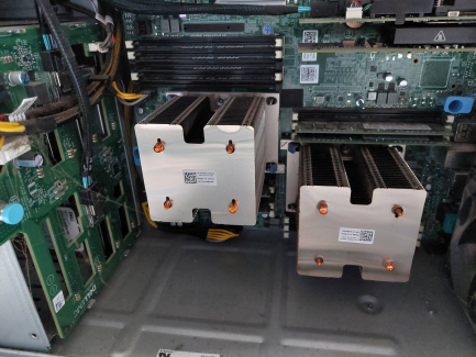 Zdjęcie przedmiotu: Serwer Dell PowerEdge T440