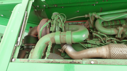 Zdjęcie przedmiotu: JOHN DEERE T660 T600 harvester with HEDER 625R / 625R