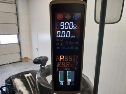 Zdjęcie przedmiotu: Сільськогосподарський трактор JOHN DEERE 8320R