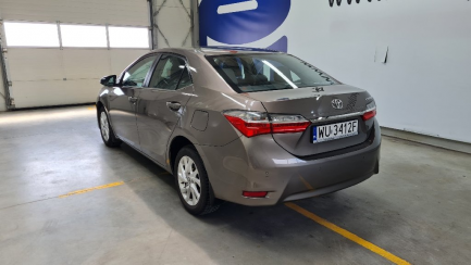 Zdjęcie przedmiotu: Toyota Corolla sedan 1.6 Comfort