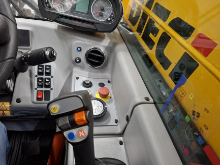 Zdjęcie przedmiotu: DIECI GSC191 telescopic handler (MINI AGRI 20.4 SMART)