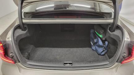 Zdjęcie przedmiotu: Volvo S60 B4 B R-Design aut