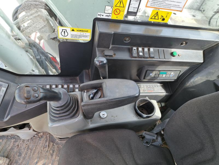 Zdjęcie przedmiotu: Koparka gąsiennicowa TAKEUCHI TB 2150 R 