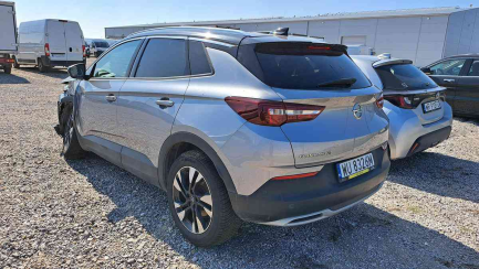 Zdjęcie przedmiotu: Opel GRANDLAND X 1.6 E6 Design Line S&S Aut.