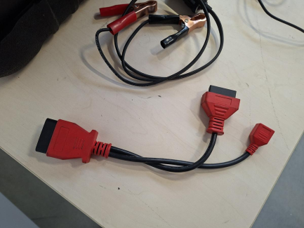 Zdjęcie przedmiotu: Діагностичний тестер AUTEL MaxiSys 908S PRO