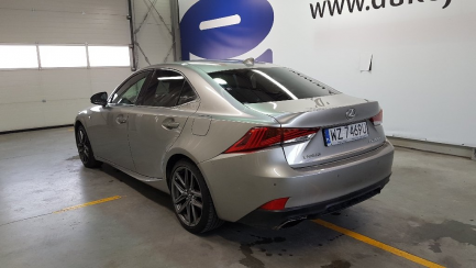 Zdjęcie przedmiotu: Lexus IS200T sedan