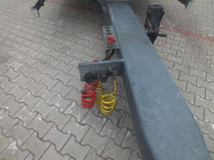 Zdjęcie przedmiotu: Przyczepa skrzyniowa i kurtynowa z osiami centralnymi PLANDEX PTL 18