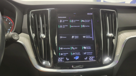Zdjęcie przedmiotu: Volvo V60 B4 B Inscription aut