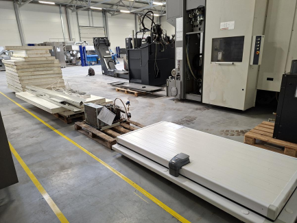 Zdjęcie przedmiotu: Elementy komory chłodniczej o wymiarach 4000x2400x2200 mm