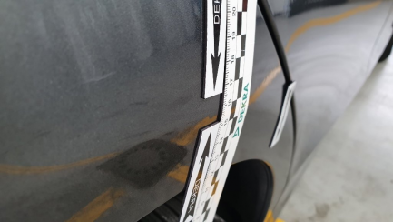 Zdjęcie przedmiotu: Mercedes-benz C 200 sedan