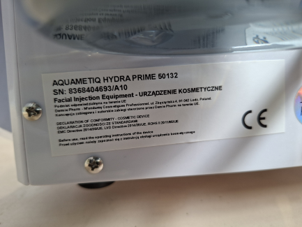 Zdjęcie przedmiotu: Косметичний пристрій AQUAMETIQ HYDRA PRIME, що використовується для воднево-кислотного очищення та ревіталізації шкіри.