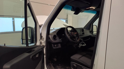 Zdjęcie przedmiotu: Mercedes-Benz Sprinter 319 CDI E6 3.5t Niezgodność w DR- ilość miejsc