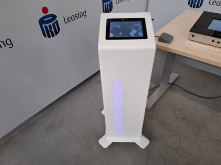 Zdjęcie przedmiotu: Комплект косметичних приладів (апарат для карбокситерапії Medika + косметичний комбайн Medika Basic)