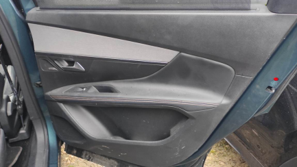 Zdjęcie przedmiotu: Peugeot 5008 2.0 HDI E6 GT 180 S&S Aut Attention! Evidence held electronically!