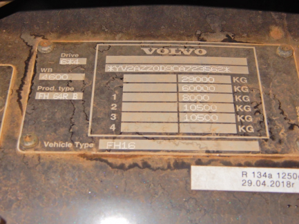 Zdjęcie przedmiotu: AUCTION OF THE DAY Volvo FH 16 700 6x4 Globetrotter Euro 5 with BERGS FOGEN timber body with JONSERED 1080 crane