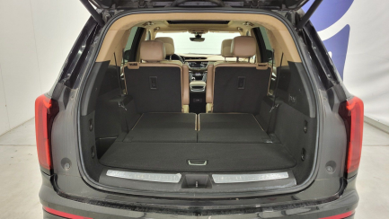 Zdjęcie przedmiotu: Cadillac XT6