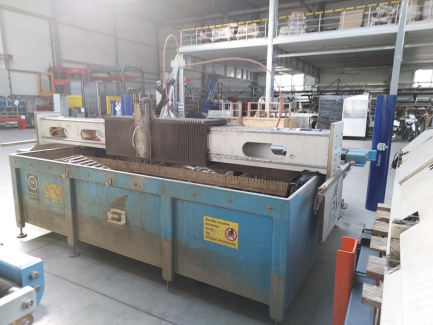 Zdjęcie przedmiotu: Waterjet cutting machine FINJET H 3020