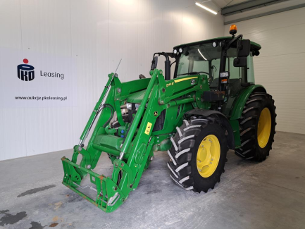 JOHN DEERE 5090M agricultural tractor + JOHN DEERE 543RC front loader