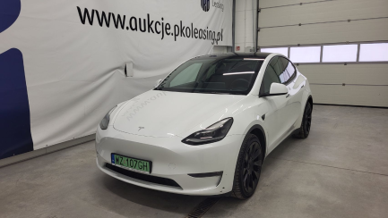 Tesla Y Long Range AWD