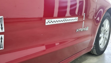 Zdjęcie przedmiotu: Ford Mondeo sedan 2.0 Hybrid Titanium