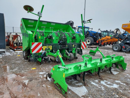 Zdjęcie przedmiotu: Potato planter AVR CERES 440