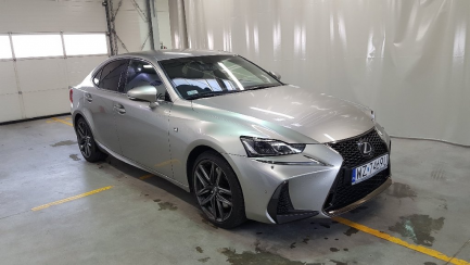 Zdjęcie przedmiotu: Lexus IS200T sedan