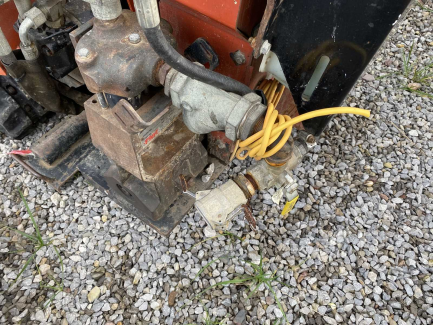 Zdjęcie przedmiotu: Ditch Witch JT520 horizontal drilling rig with the FT5 blasting system