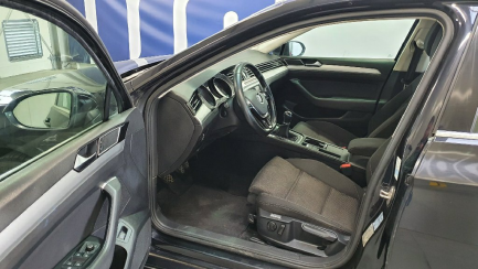 Zdjęcie przedmiotu: Volkswagen Passat