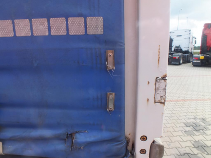 Zdjęcie przedmiotu: KRONE SD Curtain trailer