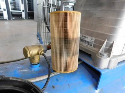 Zdjęcie przedmiotu: A set for spraying and polyurethane injection