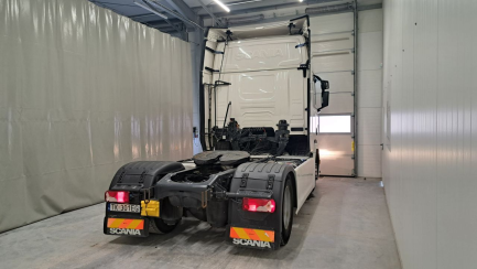 Zdjęcie przedmiotu: SCANIA R450 E6 20.1t LA 4x2 NA Highline