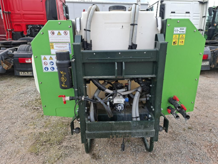 Zdjęcie przedmiotu: Czterorzędowa sadzarka do ziemniak&oacute;w z napędem hydraulicznym AVR CERES 440