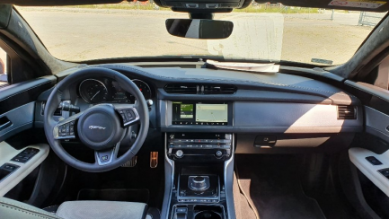 Zdjęcie przedmiotu: Jaguar Xf 2.0 T R-Sport